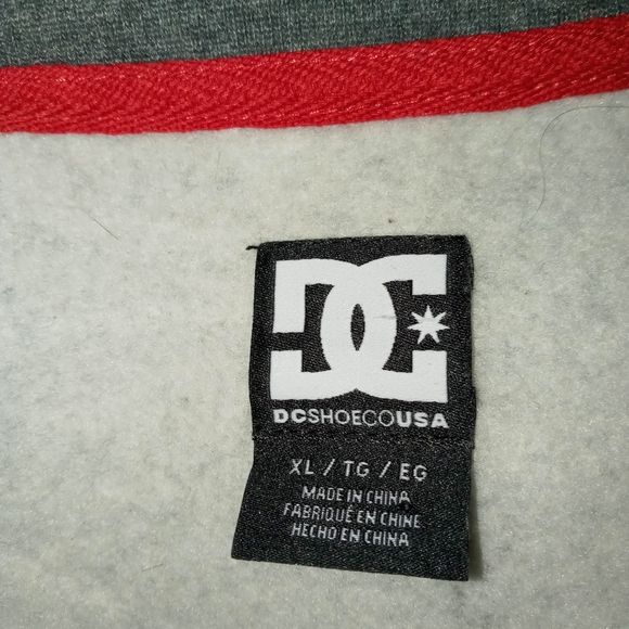 *VINTAGE ASF* DC crew neck from the Y2K - Picture 3 of 3